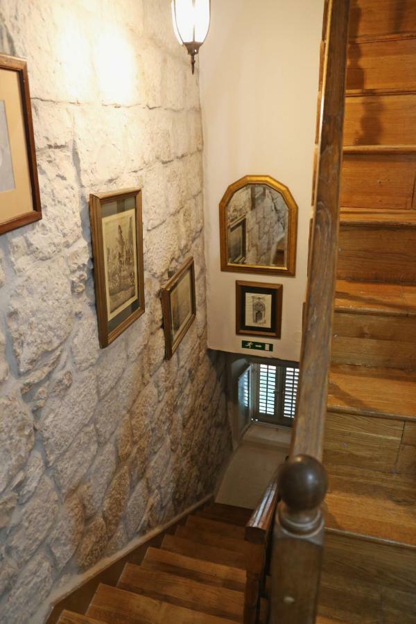 Jacobus Apartment